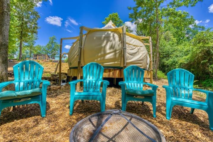 The Aries-A Stargazing, Luxury Glamping Tent Rogersville Luaran gambar