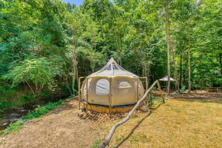 The Aries-A Stargazing, Luxury Glamping Tent Rogersville Luaran gambar