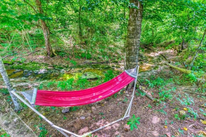 The Aries-A Stargazing, Luxury Glamping Tent Rogersville Luaran gambar