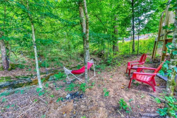 The Aries-A Stargazing, Luxury Glamping Tent Rogersville Luaran gambar