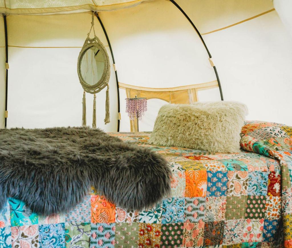 The Aries-A Stargazing, Luxury Glamping Tent Rogersville Luaran gambar